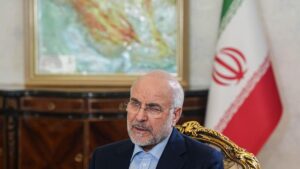Las cúpulas negociadoras de Irán y EEUU viajan a Suiza para su primer encuentro tras la firma del preacuerdo | elperiodico.com