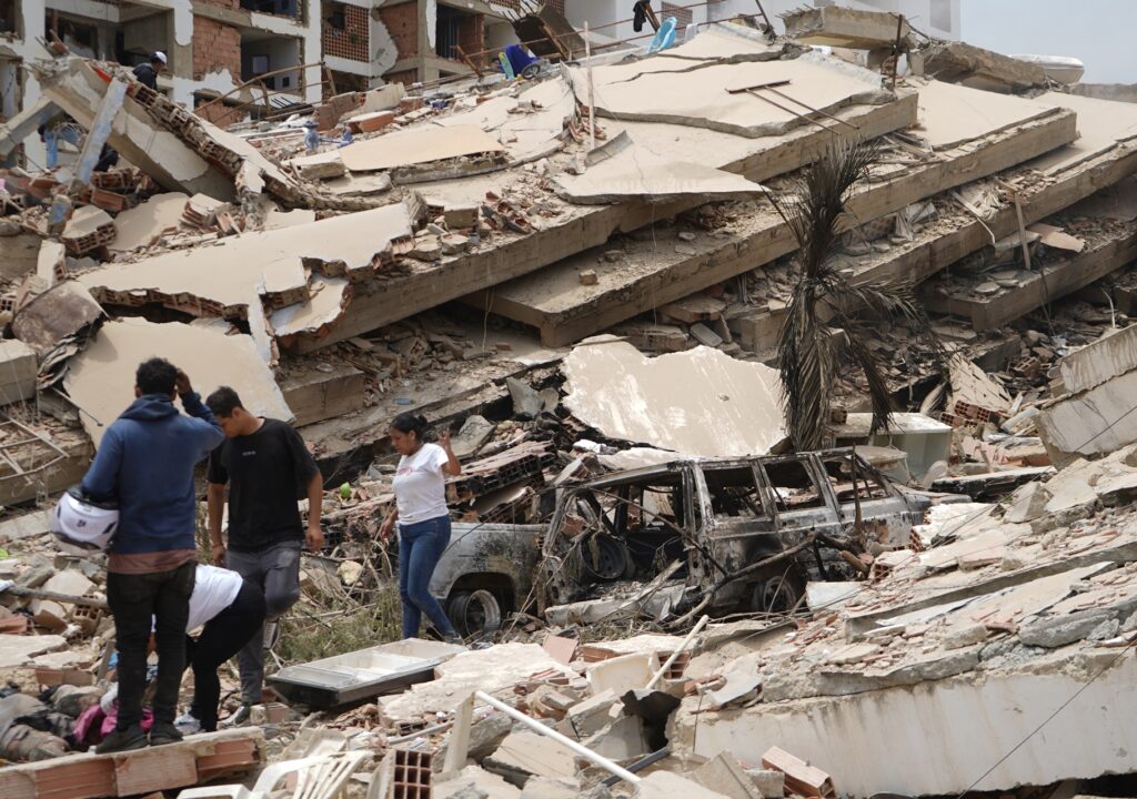 Las primeras horas en La Guaira tras los fuertes terremotos: “Estamos solos"