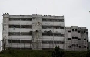 Liberan a 51 militares en Ramo Verde