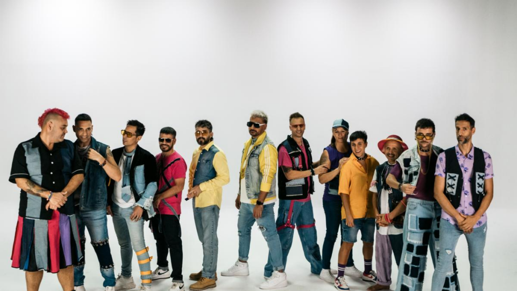 Los Caligaris lanzan ‘Caligaris Sí’, un álbum con Don Tetto, Los Auténticos Decadentes, Paty Cantú y más invitados internacionales