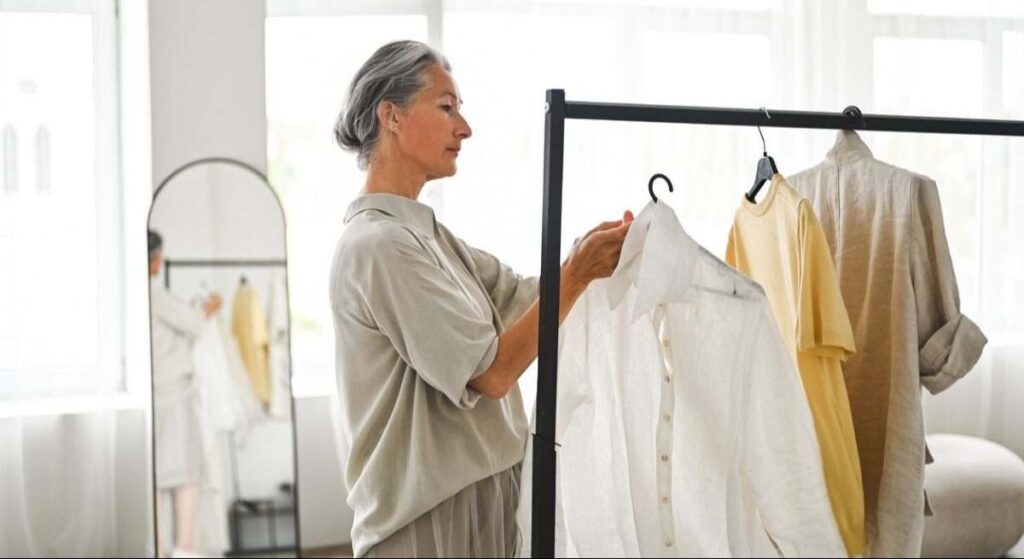 Los expertos en moda coinciden: "El principal error con la ropa de lino es dejar que se seque por completo antes de plancharla"