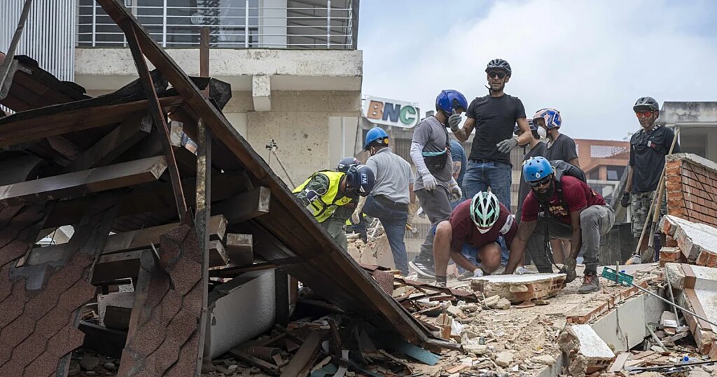 Los venezolanos, unidos ante el terremoto: «Ayudarnos entre todos será clave»