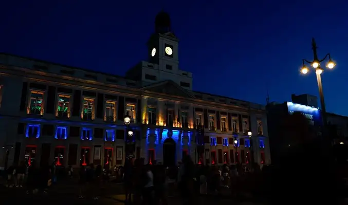 Madrid se ilumina con los colores de la bandera de Venezuela como muestra de solidaridad
