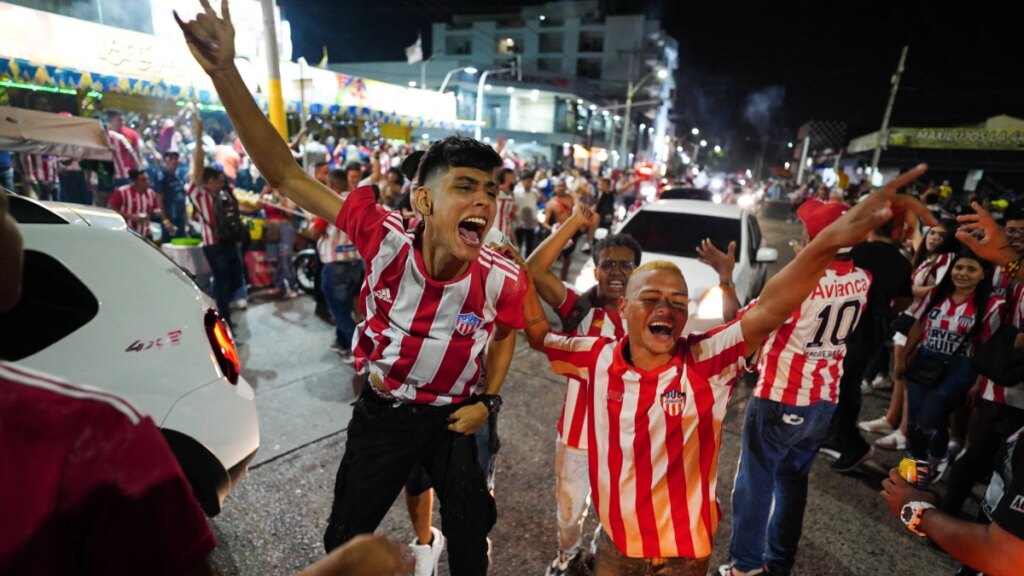 Más de 1.000 policías vigilarán Barranquilla durante la final de Junior: bares y restaurantes esperan otro repunte en ventas por la fiebre rojiblanca
