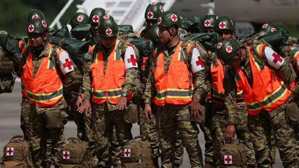 Más de mil rescatistas de 16 países llegan a Venezuela tras los destructivos terremotos, según la ONU