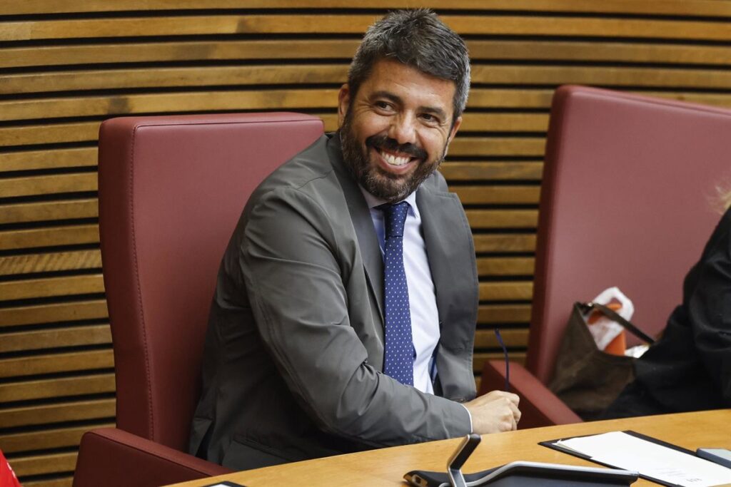 Mazón, al Consell el 29O: "Vamos a inundar de datos a los medios. Desprende sensación de estar alerta que te cagas"