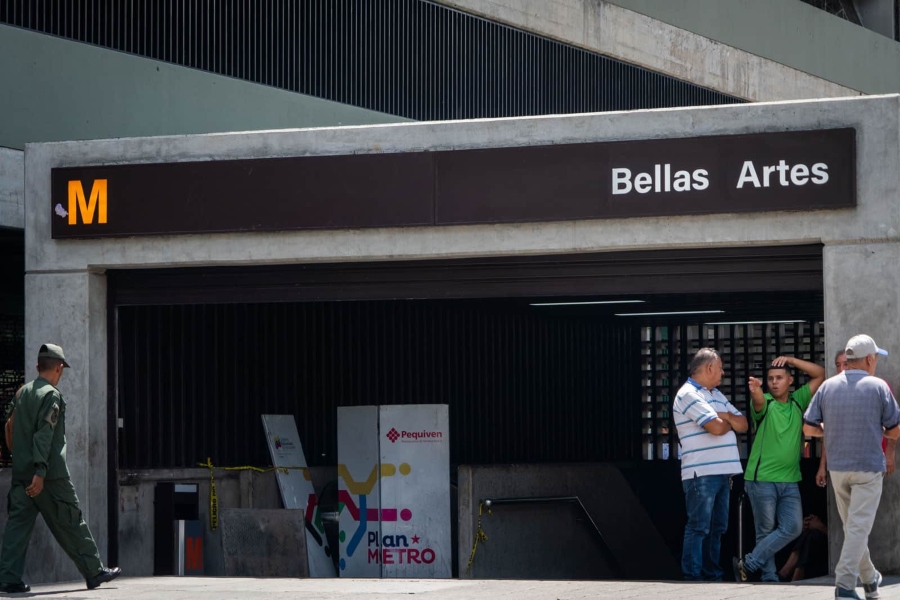 Hombre pierde la vida al lanzarse al Metro de Caracas en la estación de Bellas Artes Fiebre amarilla
