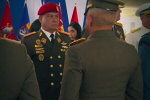 Mientras Delcy sigue el plan de Trump, su ministro de Defensa salió a hablar de soberanía