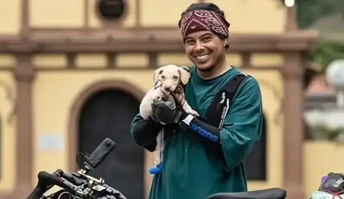 'Miltico': el zuliano que es viral en redes con su perrita 'Lara'