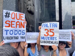 Ministra para la Mujer desconoce violaciones a derechos de presas