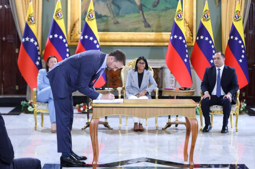 Miraflores otorga a Shell licencia para explorar y explotar campo de gas de Monagas – Efecto Cocuyo