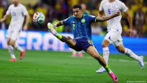 Mundial: Colombia debuta con victoria 3-1 sobre Uzbekistán