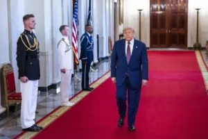 NYT: Trump planteó en privado convertir a Venezuela en el “estado 51” de EEUU – Efecto Cocuyo