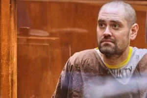 Nick Reiner pidió acceso al millonario fondo familiar para su defensa legal por el asesinato de sus padres
