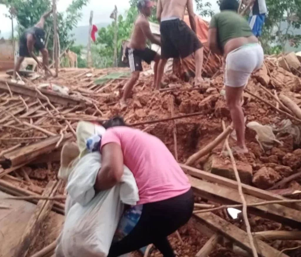Nueve muertos tras el terremoto en Morón