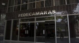 OIM y Fedecámaras sellaron un acuerdo clave para la reinserción laboral de venezolanos repatriados