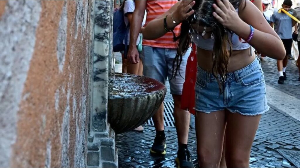 Ola de calor en Francia: temen desbordes de hospitales por una crisis sanitaria similar a la de 2003