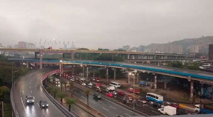 Onda tropical N° 9 avanza con lluvia en gran parte del país