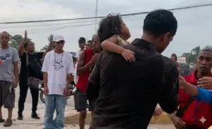 Otra niña es rescatada en las ultimas horas en La Guaira