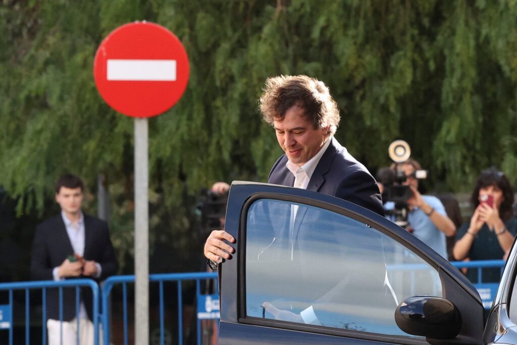 PP, Vox y cuatro acusaciones elevan por sorpresa su petición de pena para David Sánchez a seis años de cárcel