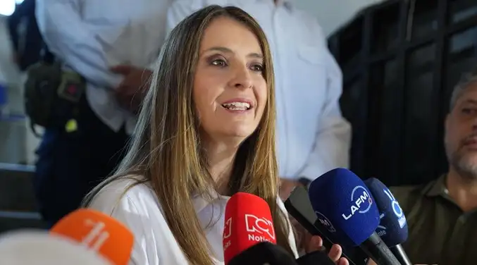 Paloma Valencia anuncia apoyo a De La Espriella en segunda vuelta