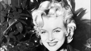 París revela el lado más íntimo de Marilyn Monroe en una exposición con fotos inéditas de Sam Shaw