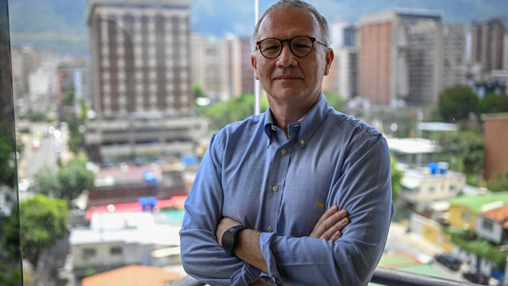 Perkins Rocha soltó explosivo análisis sobre el general Dan Caine y su visita sorpresa a Caracas