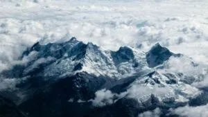 Perú confirma la muerte de un mexicano y una canadiense en alud en un nevado de los Andes
