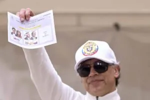 Petro denuncia «muchas irregularidades» en elecciones que gana De la Espriella – Efecto Cocuyo