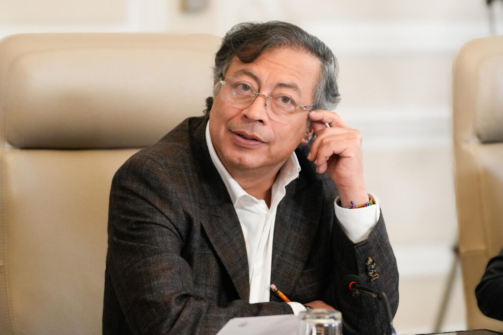 Petro replica al Senado colombiano: En nuestras investigaciones judiciales no existe un Cartel de los Soles
