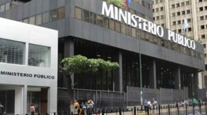 Policías detenidos por allanamiento a local LGTBI en Lara