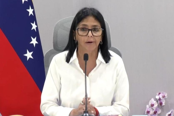 Presidenta (e) anuncia que afcetados tendrán nuevas viviendas
