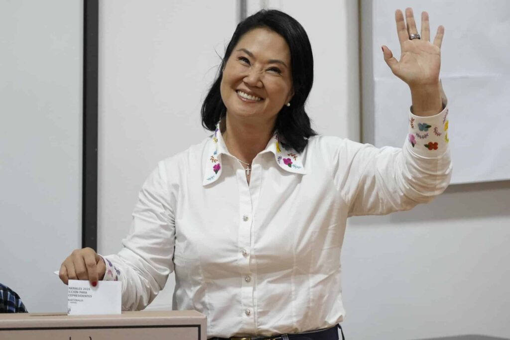 Primeros resultados dan ventaja a Keiko Fujimori sobre Roberto Sánchez – Efecto Cocuyo