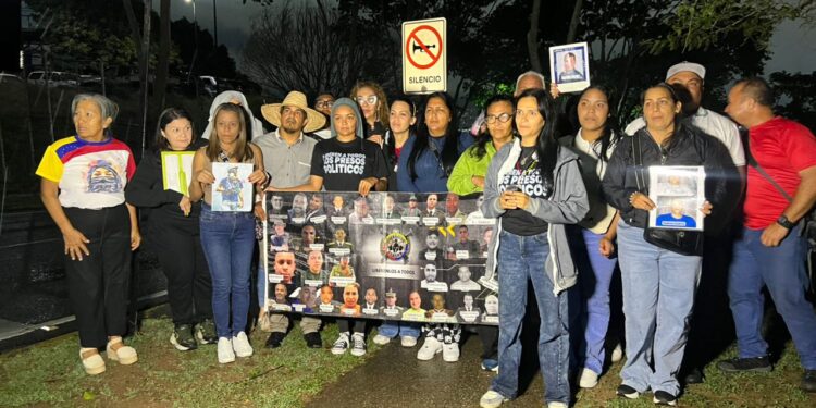 vigilia-embajada-eeuu-presos-politicos-750x375