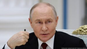 Putin acusa a Ucrania de querer «dividir» a los rusos