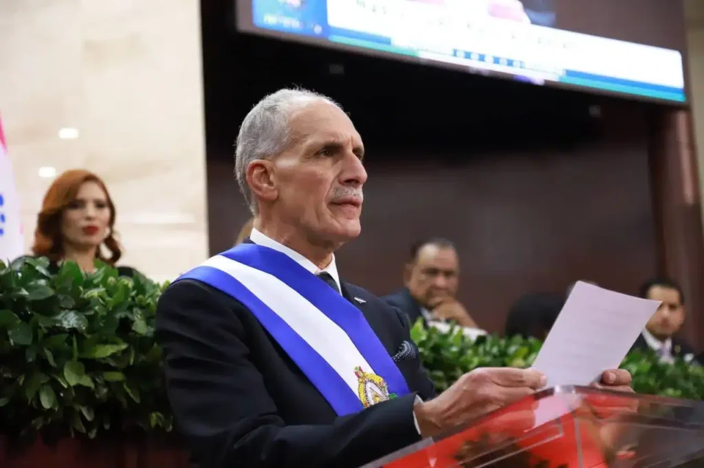"Que Dios me perdone, no quiero verme egoísta pero tengo que velar primero por cada hondureño": La respuesta del presidente Asfura tras no enviar equipos de rescate a Venezuela