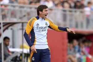 Raúl sale de la cueva: las cuentas pendientes del fichaje estrella de Riquelme para el Madrid | elmundo.es