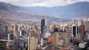Reacción de empresarios y gremios de Antioquia a elecciones presidenciales 2026