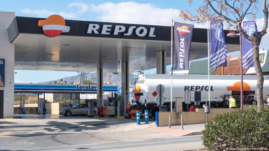 Repsol firma acuerdo para explorar crudo en Venezuela