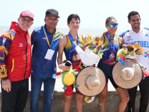 Rosa Martínez se coronó en el Centroamericano de Triatlón