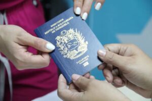 Saime permite a menores gestionar pasaporte