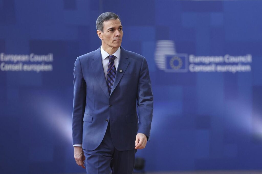 Sánchez reitera su respaldo a Zapatero y desvela que ha estado en contacto con él desde su imputación