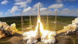 Satélites de Amazon en órbita y récord de potencia del cohete Ariane 6