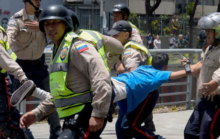 Sebastiana Barráez: Ex preso político advierte que la lucha venezolana no puede ser un botín