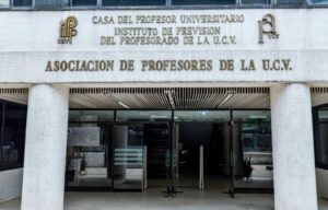 Sector universitario convoca a paro para el próximo #10Jun por exigencias salariales