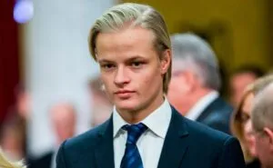 Sentencian a 4 años de cárcel al hijo de la princesa de Noruega, ¿qué delitos cometió?