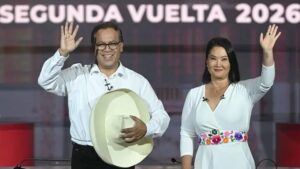 Sondeo ratifica empate entre Fujimori y Sánchez a pocas horas de la segunda vuelta en Perú – AlbertoNews