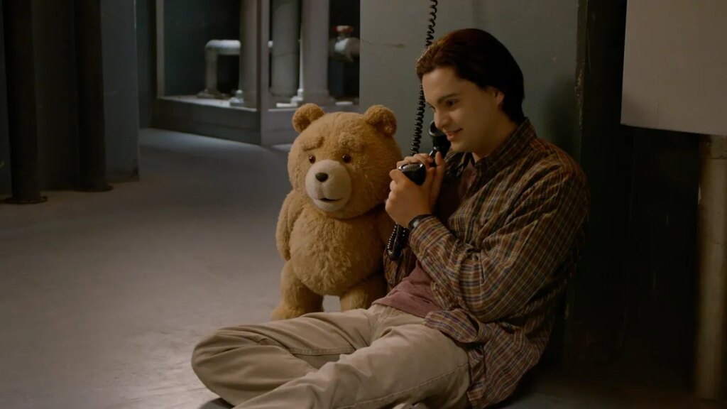 'Ted', la serie que deja una huella de ternura y de comedia incorrecta en televisión