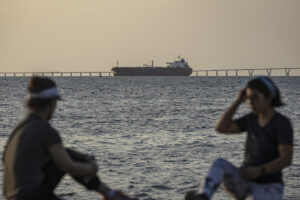 Trafigura y Vitol venden más crudo venezolano a Asia en medio de la turbulencia bélica