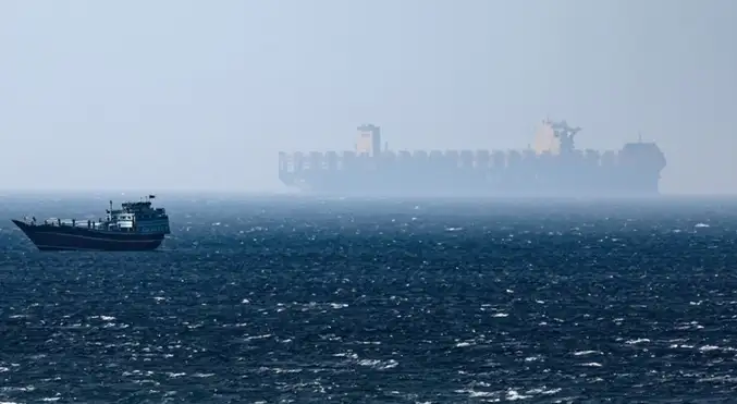 Trump: Barcos cargados de petróleo empezando a salir de Ormuz